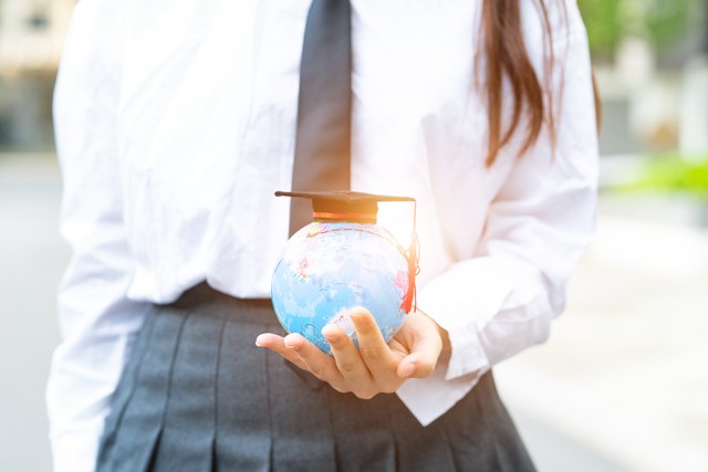 外语类大学排名(外语类大学排名及分数)
